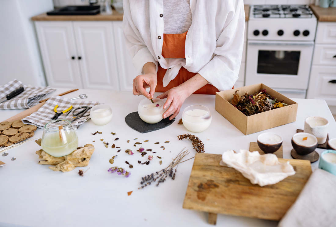 5 Benefits of Scented Candles in Creating a Relaxing Atmosphere